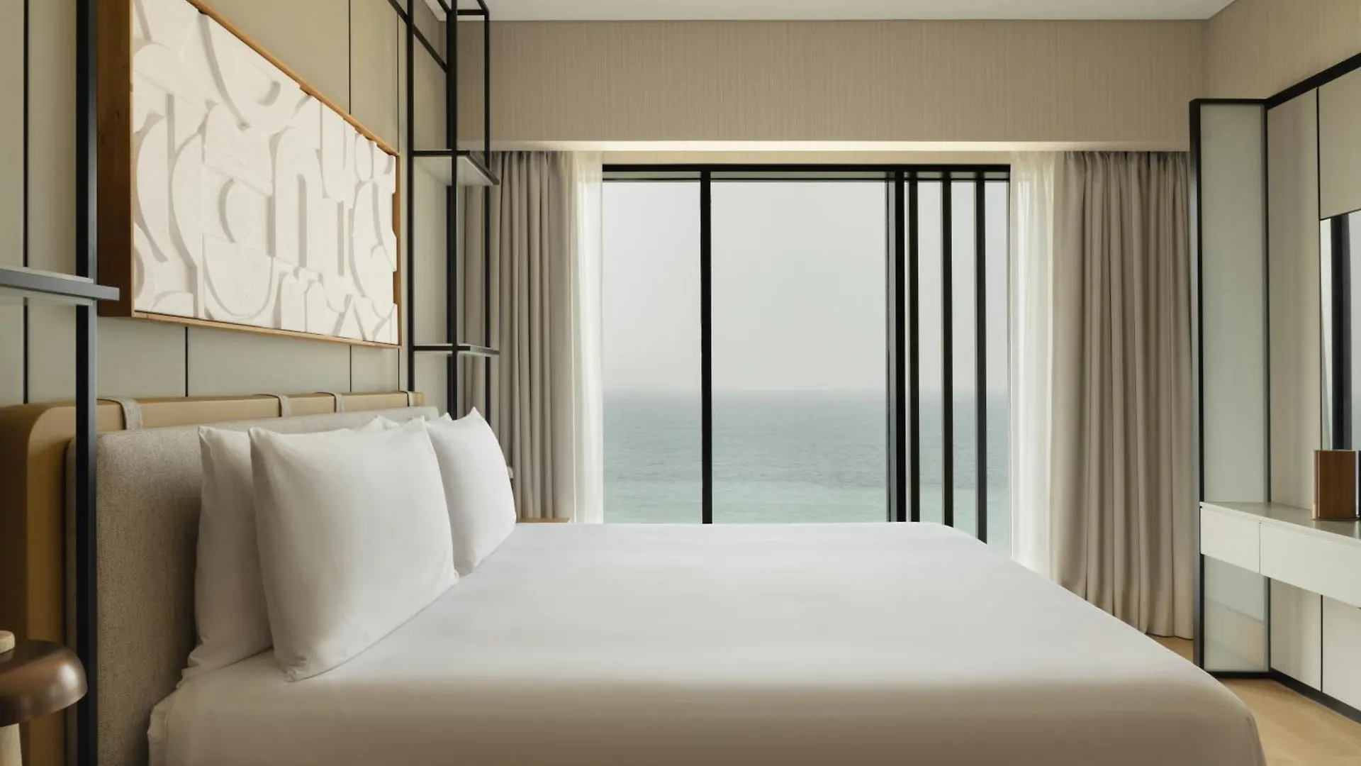 Delano Dubai At Bluewaters Otel