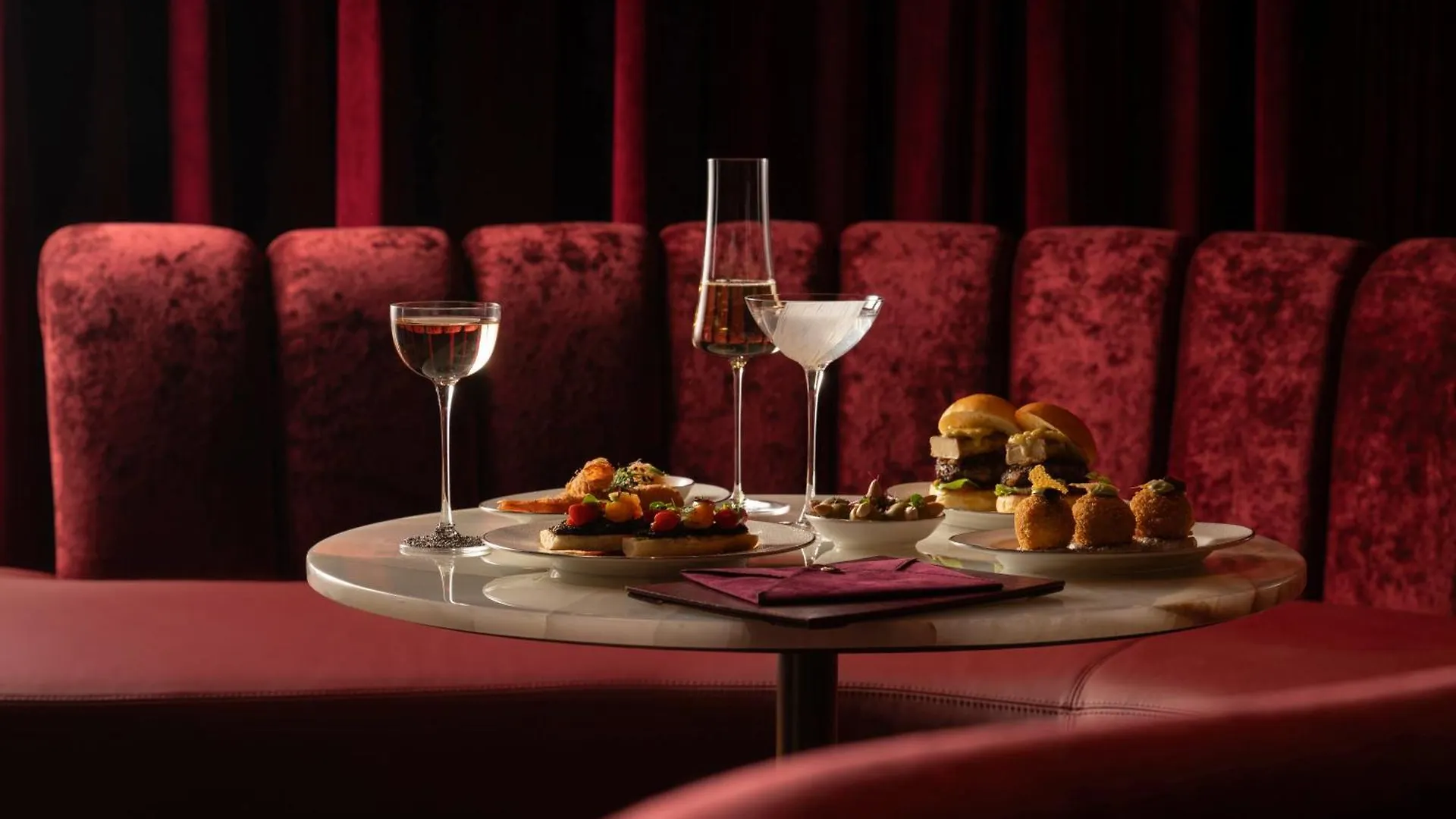 Resort Delano Dubai At Bluewaters Hotel